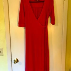 Red wrap dress, gorgeous neckline